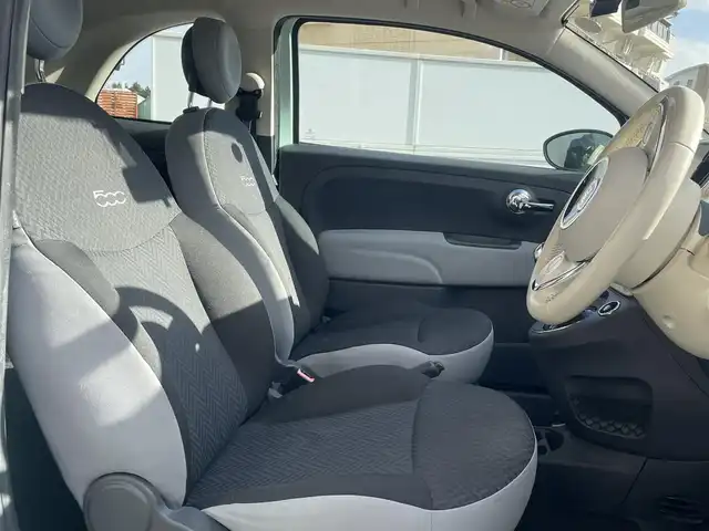 フィアット ５００ 1．2 ポップ 栃木県 2017(平29)年 6.2万km LATTE MENTA ｃａｒｒｏｚｚｅｒｉａナビ　/（ＡＭ／ＦＭ／ＳＤ／ＭＳＶ／ＣＤ／ＤＶＤ）/フルセグ　/Ｂｌｕｅｔｏｏｔｈ　/バックカメラ　/ＥＴＣ　/前後ドラレコ　/ステアリングスイッチ　/保証書　/取扱説明書　/スペアキー