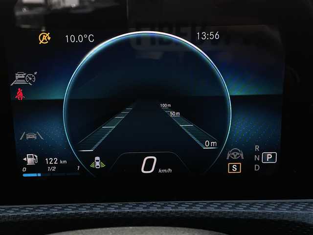 メルセデス・ベンツ Ａ１８０ 長野県 2019(平31)年 1.9万km ポーラホワイト ワンオーナー/　純正前後ドライブレコーダー/　純正ナビ/　バックカメラ/　フルセグＴＶ/　レーダーセーフティＰＫＧ/　ハーフレザーシート/　キーレスゴー/　ワイヤレスチャージ/　me connect/　ＵＳＢ３．０/　ＬＥＤヘッドライト/　ETC2.0/　オートライト /　アイドリングストップ/　純正ドアバイザー/　禁煙/　保証書・取説・スペアキー