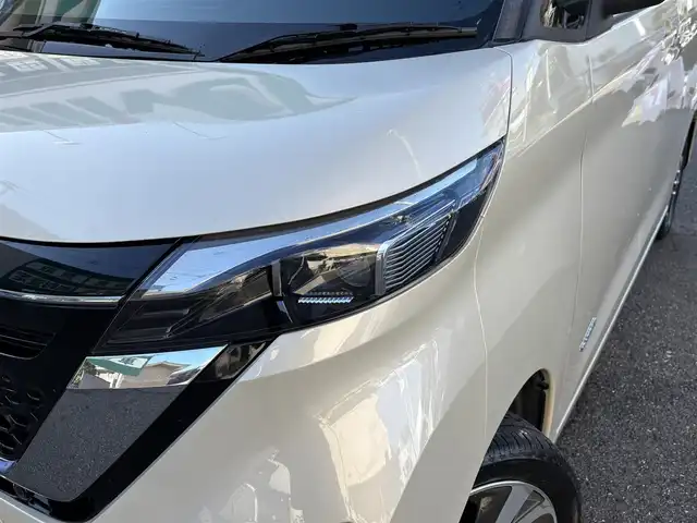 日産 ルークス HWS X プロパイロットED 愛知県 2023(令5)年 1.8万km フローズンバニラパール 女性ワンオーナー/ディスプレイオーディオ/プロパイロット/Bluetooth/両側パワースライドドア/ハンズフリーオートスライドドア/オートライト/ドラレコ/クルコン/純正アルミホイール/プッシュスタート/ドアバイザー/ビルトインETC/取説、保証書、スペアキーあり