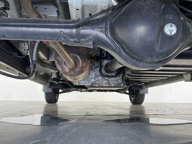 スズキ エブリイ JOINターボ 長野県 2024(令6)年 1.2万km パールホワイト インタークーラーターボ/パートタイム4WD (後輪駆動ベース)/インパネCVT/ハイルーフ/社外ナビ/CD /DVD /SD /フルセグ/BT/バックカメラ/ETC/ユピテル　360°ドラレコ/後席両側ワンアクションパワースライドドア・フルオートエアコン装着車/「スズキ セーフティ サポート」/衝突被害軽減ブレーキ/デュアルカメラブレーキサポート/後退時ブレーキサポート/車線逸脱警報機能/ふらつき警報機能/誤発進抑制機能/エアバッグ　運転席・助手席/コーナーセンサー/オートライト/LEDヘッドライト/USBポート/タイプCポート/運転席シートヒーター/スマートキー×2/新車時保証書/取扱説明書