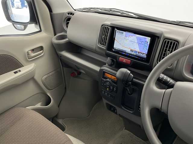 スズキ エブリイ JOINターボ 長野県 2024(令6)年 1.2万km パールホワイト インタークーラーターボ/パートタイム4WD (後輪駆動ベース)/インパネCVT/ハイルーフ/社外ナビ/CD /DVD /SD /フルセグ/BT/バックカメラ/ETC/ユピテル　360°ドラレコ/後席両側ワンアクションパワースライドドア・フルオートエアコン装着車/「スズキ セーフティ サポート」/衝突被害軽減ブレーキ/デュアルカメラブレーキサポート/後退時ブレーキサポート/車線逸脱警報機能/ふらつき警報機能/誤発進抑制機能/エアバッグ　運転席・助手席/コーナーセンサー/オートライト/LEDヘッドライト/USBポート/タイプCポート/運転席シートヒーター/スマートキー×2/新車時保証書/取扱説明書