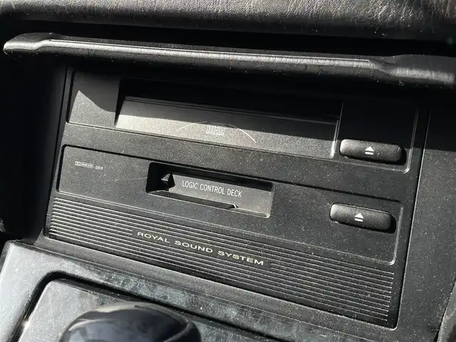 トヨタ クラウン エステート アスリート 福岡県 2002(平14)年 20万km シルバーM 純正CD/カセットデッキ/（CD/カセットテープ/AM/FM）/社外ポータブルナビ/（ワンセグTV）/バックモニター/純正HIDヘッドライト/純正17inchAW/ISOFIX/ルーフレール/リモコンキー/スペアキー/クラウン最後の直列6気筒エンジン/（1JZ-FSE）/エアコンルーバー故障/エンジンオイルにじみあります。/テールレンズのアクセスホール内装カバー爪折れているため取付できません。