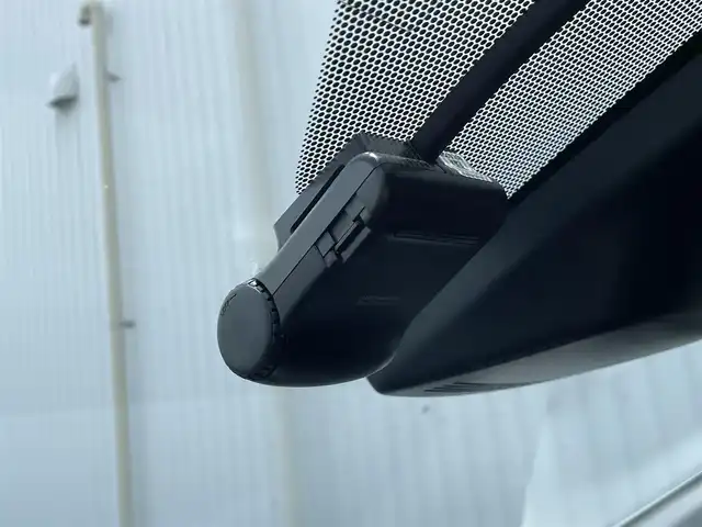 トヨタ アクア X－URBAN ソリッド 佐賀県 2016(平28)年 6.5万km ライムホワイトパールクリスタルシャイン 純正ナビ(NSZT-Y64T)/Bluetooth/フルセグTV//バックカメラ/トヨタセーフティーセンス/レーンディパーチャーアラート/オートマチックハイビーム/プリクラッシュセーフティ/ETC/ドライブレコーダー(DRT-H64R)/Wエアバック/スマートキー/エンジンスタートボタン/社外フロアマット/ハロゲンヘッドライト/電動格納ミラー/オートエアコン/横滑り防止装置/盗難防止装置/ウィンカーミラー/パワーウィンドウ/ドアバイザー