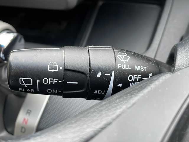 ホンダ フリード G ジャストセレクション 静岡県 2012(平24)年 7.5万km プレミアムブラキッシュパール 【主要装備】/社外ナビ　/片側パワースライドドア　/ＥＴＣ　/アルパイン後席フリップダウンモニター　/ナビ連動ドライブレコーダー　/横滑り防止機能　/Ｂｌｕｅｔｏｏｔｈ　/フルセグテレビ　/バックカメラ