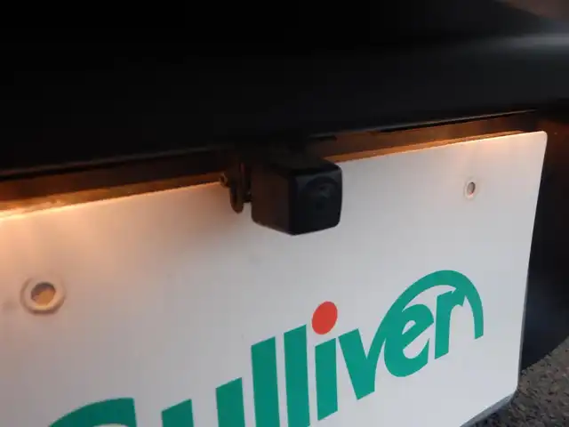 スズキ ジムニー XC 静岡県 2024(令6)年 0.2万km ブルーイッシュブラックパール3 ワンオーナー/新車保証書/取扱説明書/スマートキー×2/デュアルセンサーブレーキサポート/車線逸脱警報/誤発進抑制機能/ヒルディセントコントロール/クルーズコントロール/スマートキー×2/ストラーダナビゲーション/・CN-HE02WD/・Bluetooth接続/・SD/・DVD/・地デジフルセグ/バックカメラ/オートライト/ETC/純正ドライブレコーダー/LEDヘッドライト/純正フォグライト/前席シートヒーター/ヘッドライトウォッシャー/ウインカー付きドアミラー/純正16インチアルミ/オートエアコン/純正ドアバイザー/本革ステアリング
