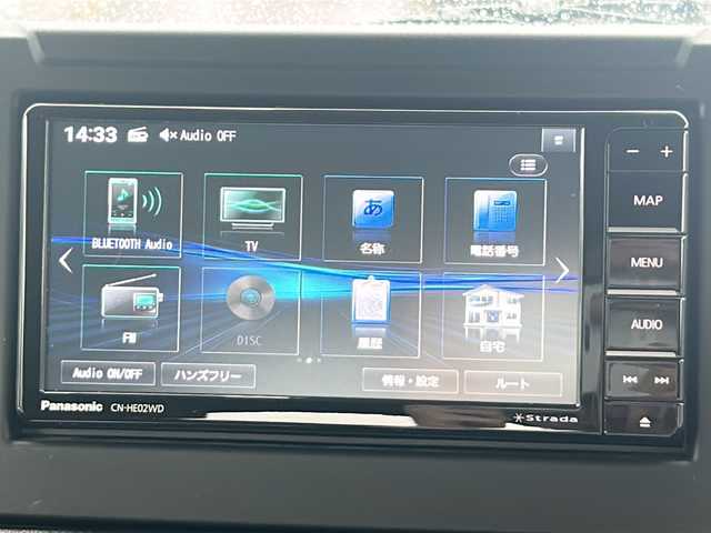 スズキ ジムニー XC 岐阜県 2024(令6)年 0.2万km ブルーイッシュブラックパール3 ストラーダナビゲーション/・CN-HE02WD/・Bluetooth接続/・SD/・DVD/・地デジフルセグ/ETC/純正ドライブレコーダー/バックカメラ/デュアルセンサーブレーキサポート/車線逸脱警報/ヒルディセントコントロール/クルーズコントロール/前席シートヒーター/純正16インチアルミ/スマートキー×2/ワンオーナー/LEDヘッドライト/純正フォグライト/ヘッドライトウォッシャー/ウインカー付きドアミラー/オートエアコン/純正ドアバイザー/本革ステアリング