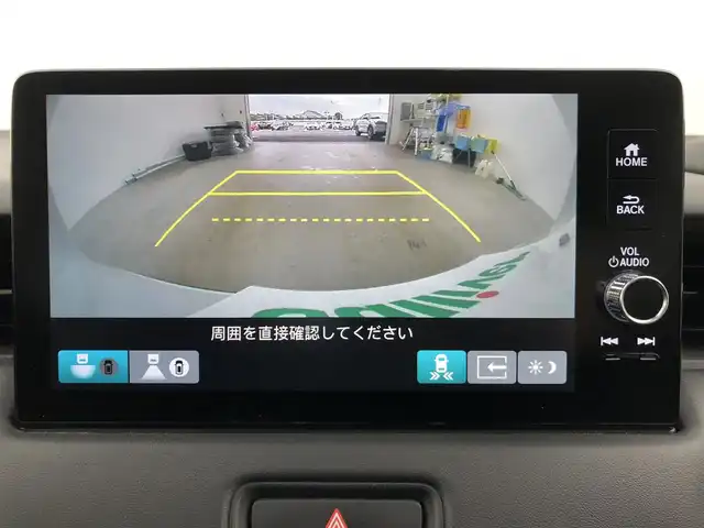 ホンダ ヴェゼル ハイブリッド e:HEV Z 愛知県 2023(令5)年 6万km プラチナホワイトパール ディスプレイオーディオ　/バックカメラ　/ハーフレザー　/シートヒーター　/ＥＴＣ２．０　/パドルシフト　/パワーバックドア　/ステアヒーター　/ＢＳＭ　/電子パーキング　/ＵＳＢ　/保証書　/取説　/記録簿　/スペアキー