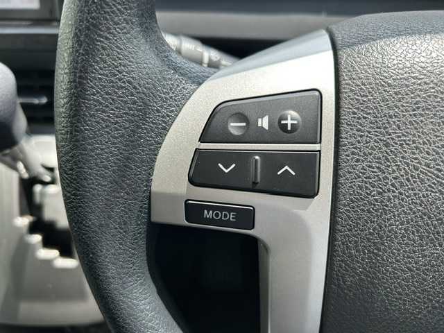 トヨタ ノア X スマートエディション 埼玉県 2012(平24)年 4.3万km シルバーM ワンオーナー/純正SDナビ/　DTV/CD/DVD/SD/Bluetooth/(NSZT-W62G)/バックカメラ/前後ドライブレコーダー(ZDR035)/両側パワースライドドア/全席オートパワーウィンドウ/純正ETC/純正フロアマット/プッシュスタート/スマートキー/スペアキー/保証書/取説