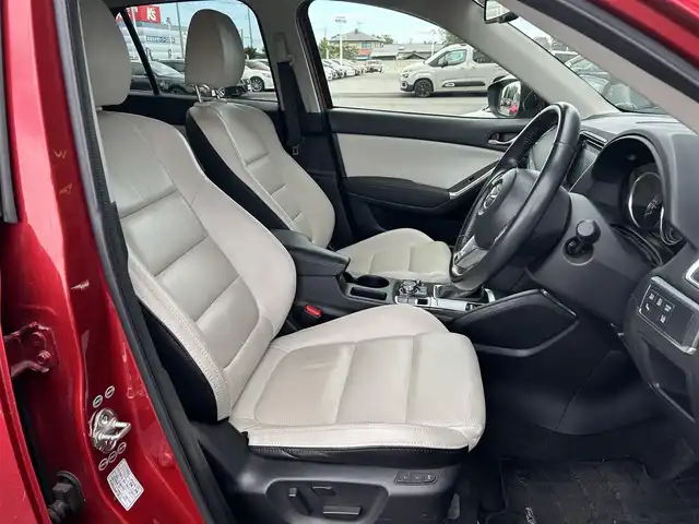 マツダ ＣＸ－５ XD Lパッケージ 栃木県 2015(平27)年 5.9万km ソウルレッドプレミアムメタリック スマートシティブレーキシステム/BOSEサウンド/マツダコネクトナビ/フルセグTV/DVD/Bluetooth/USB/バック/サイドカメラ/ETC/ドライブレコーダー/レーダークルーズコントロール/レーンキープアシスト/ブラインドスポットモニター/白革シート/パワーシート/シートヒーター/コーナーセンサー/純正19インチAW/トノカバー/保証書