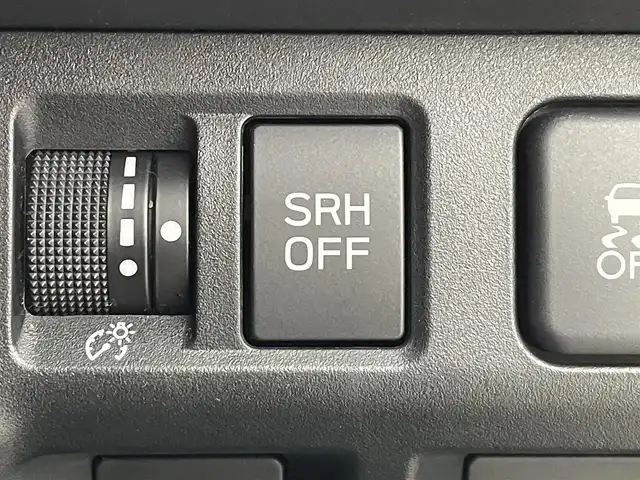 スバル フォレスター Xブレイク 群馬県 2016(平28)年 7万km クリスタルブラックシリカ D席パワーシート/=====/純正7インチSDナビ/AM/FM/BT/TV/HDMI/ipod/＝＝＝＝＝/パワーシート　純正ナビ　バックカメラ　リアビークルディテクション　パドルシフト　ルーフレール　シートヒーター　追従機能付きクルーズコントロール　プッシュスタート　純正アルミホイール　４ＷＤ　禁煙車