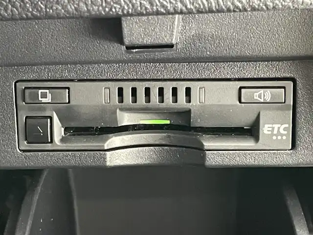 トヨタ アルファード S タイプゴールド 愛知県 2021(令3)年 2.3万km ホワイトパールクリスタルシャイン 純正9インチナビ/純正１２．１フリップダウンモニター/トヨタセーフティセンス/三眼LED/AC100V充電/両側パワースライドドア/ハーフレザーシート/レーダークルーズコントロール/バックカメラ/フルセグTV/DVDデッキ/パワーバックドア/ETC/前後ドライブレコーダー/純正アルミホイール/純正フロアマット/カーテンエアバック/衝突被害軽減ブレーキ/オートライト/禁煙車