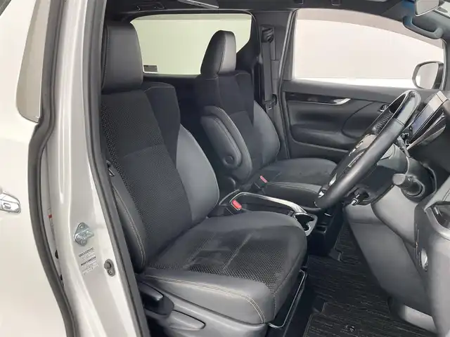 トヨタ アルファード S タイプゴールド 愛知県 2021(令3)年 2.3万km ホワイトパールクリスタルシャイン 純正9インチナビ/純正１２．１フリップダウンモニター/トヨタセーフティセンス/三眼LED/AC100V充電/両側パワースライドドア/ハーフレザーシート/レーダークルーズコントロール/バックカメラ/フルセグTV/DVDデッキ/パワーバックドア/ETC/前後ドライブレコーダー/純正アルミホイール/純正フロアマット/カーテンエアバック/衝突被害軽減ブレーキ/オートライト/禁煙車