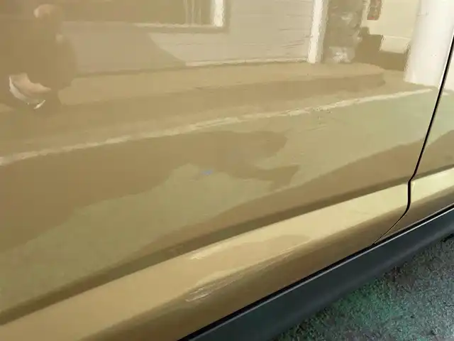 日産 ティーダ 15M 神奈川県 2011(平23)年 2.5万km メローゴールド 社外メモリナビ　/　（CD・Bluetooth）/ワンセグTV/ハーフレザーシート/電動格納ミラー/ETC/スマートキー×2/保証書/取扱説明書