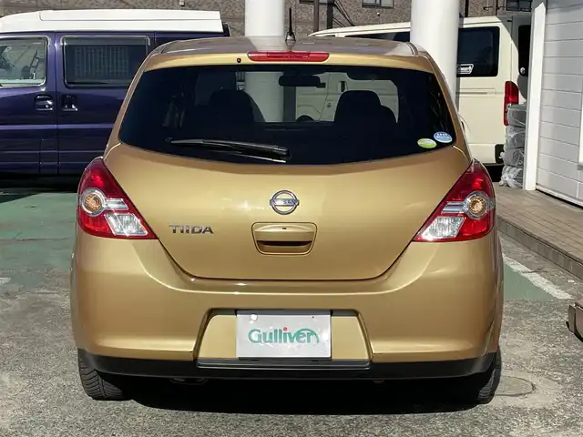 日産 ティーダ 15M 神奈川県 2011(平23)年 2.5万km メローゴールド 社外メモリナビ　/　（CD・Bluetooth）/ワンセグTV/ハーフレザーシート/電動格納ミラー/ETC/スマートキー×2/保証書/取扱説明書