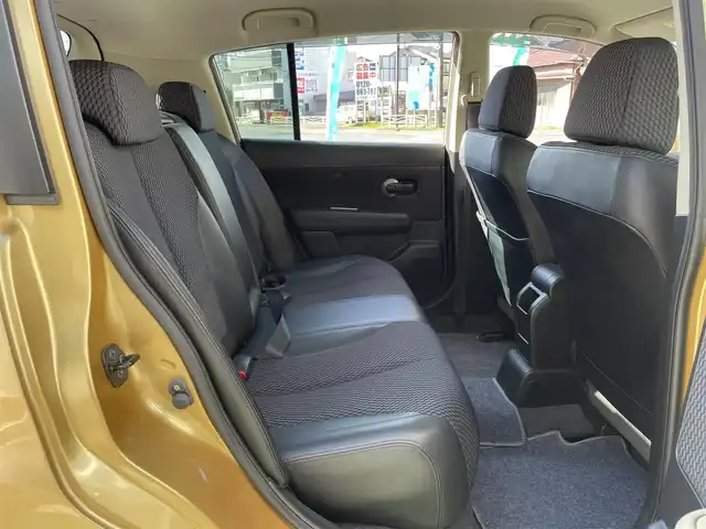 日産 ティーダ 15M 神奈川県 2011(平23)年 2.5万km メローゴールド 社外メモリナビ　/　（CD・Bluetooth）/ワンセグTV/ハーフレザーシート/電動格納ミラー/ETC/スマートキー×2/保証書/取扱説明書