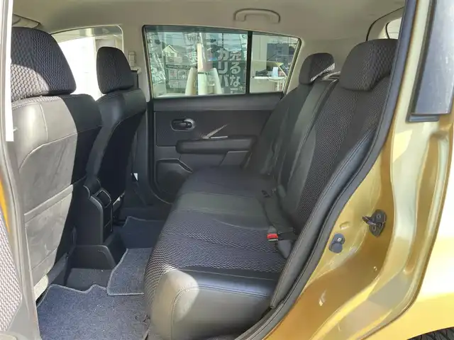 日産 ティーダ 15M 神奈川県 2011(平23)年 2.5万km メローゴールド 社外メモリナビ　/　（CD・Bluetooth）/ワンセグTV/ハーフレザーシート/電動格納ミラー/ETC/スマートキー×2/保証書/取扱説明書