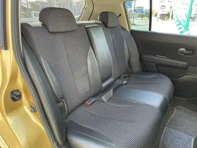 日産 ティーダ 15M 神奈川県 2011(平23)年 2.5万km メローゴールド 社外メモリナビ　/　（CD・Bluetooth）/ワンセグTV/ハーフレザーシート/電動格納ミラー/ETC/スマートキー×2/保証書/取扱説明書