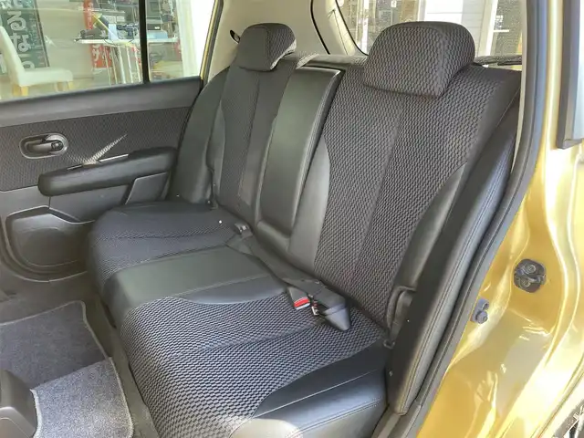 日産 ティーダ 15M 神奈川県 2011(平23)年 2.5万km メローゴールド 社外メモリナビ　/　（CD・Bluetooth）/ワンセグTV/ハーフレザーシート/電動格納ミラー/ETC/スマートキー×2/保証書/取扱説明書