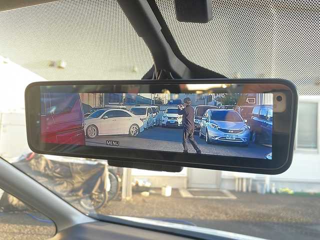 日産 セレナ e－パワー ハイウェイスター V 東京都 2022(令4)年 1.2万km ブリリアントホワイトパール ワンオーナー/プロパイロット/ナビ連動ドライブレコーダー/フルセグ/アラウンドビューモニター/純正フリップダウンモニター/両側パワースライドドア/ブラインドスポットモニター/デジタルインナーミラー/クリアランスソナー/LEDヘッドライト/純正アルミホイール/スマートキー2本/Bluetooth対応/新車時保証書/取扱説明書