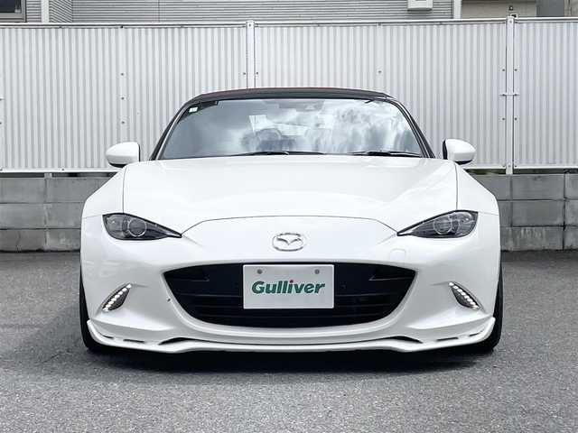 マツダ ロードスター 100周年特別記念車 栃木県 2021(令3)年 0.4万km スノーフレイクホワイトパールマイカ ワンオーナー/１００周年記念車/純正ナビ（DVD/CD/BT/フルセグTV）/BOSEサウンド/BLITZ車高調/バックカメラ/シートヒーター/赤革シート/デジタルインナーミラー（録画式）/パドルシフト/ステアリングスイッチ/スペアキー/保証書/取説