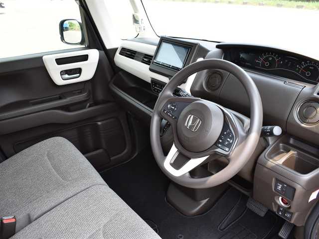 ホンダ Ｎ ＢＯＸ L 福岡県 2022(令4)年 2.6万km クリスタルブラックパール ワンオーナー/ホンダセンシング/社外メモリーナビ/フルセグTV/CD/DVD/BT/バックカメラ/LEDヘッドライト/前後ドライブレコーダー/レーダークルーズコントロール/片側パワースライドドア/ステアリングリモコン/前席シートヒーター/ETC/プッシュスタート/スマートキー×2/フロアマット/ドアバイザー/保証書/取扱説明書