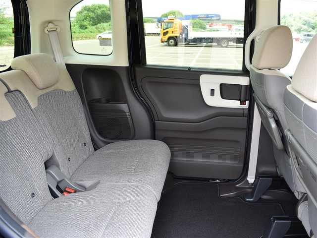 ホンダ Ｎ ＢＯＸ L 福岡県 2022(令4)年 2.6万km クリスタルブラックパール ワンオーナー/ホンダセンシング/社外メモリーナビ/フルセグTV/CD/DVD/BT/バックカメラ/LEDヘッドライト/前後ドライブレコーダー/レーダークルーズコントロール/片側パワースライドドア/ステアリングリモコン/前席シートヒーター/ETC/プッシュスタート/スマートキー×2/フロアマット/ドアバイザー/保証書/取扱説明書