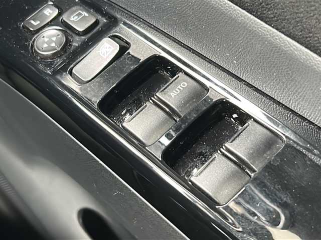 スズキ パレット ＳＷ リミテッドⅡ 山口県 2012(平24)年 9.4万km パープル 社外SDナビ/【AVIC-MZ209】/Bluetooth/フルセグTV/両側パワースライドドア/プッシュスタート/スマートキー /オートライト/キセノンライト/フォグライト/純正14インチAW/保証書・取説