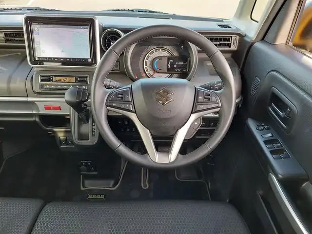 スズキ スペーシア ギア HYBRID XZ 東京都 2023(令5)年 0.8万km アクティブイエロー/ガンメタリック2トーン 純正8インチナビ(CN-HZZ885)/【FM/AM/BT/DISC/MSV/ipod/USB/SD/TV】/アラウンドビューモニター/ETC/前後ドライブレコーダー/両側電動スライドドア/レーダークルーズコントロール/シートヒーター/LEDヘッドライト/フォグランプ/バックソナー/ＴＥＲＺＯルーフラック/スペアキー×１/取扱説明書/保証書
