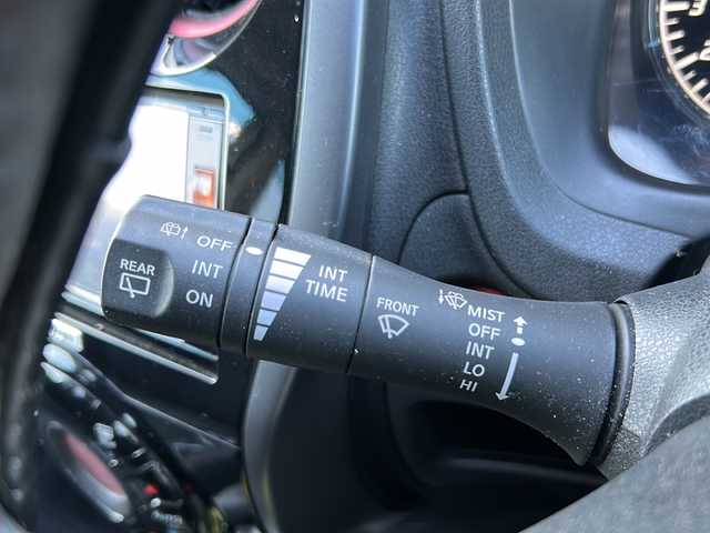 日産 ノート ニスモ 鹿児島県 2016(平28)年 12万km ブリリアントホワイトパール 純正SDナビ/Bluetooth/CD/DVD/バックモニター/ETC/純正AW16/アイドリンクストップ/純正フルスポイラー/電動格納ミラー/純正フロアマット/プッシュスタート/パワーウィンドウ