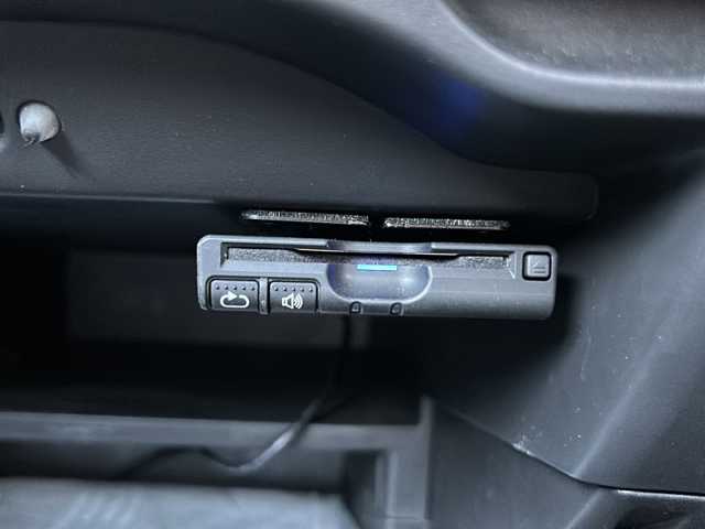 日産 ノート ニスモ 鹿児島県 2016(平28)年 12万km ブリリアントホワイトパール 純正SDナビ/Bluetooth/CD/DVD/バックモニター/ETC/純正AW16/アイドリンクストップ/純正フルスポイラー/電動格納ミラー/純正フロアマット/プッシュスタート/パワーウィンドウ