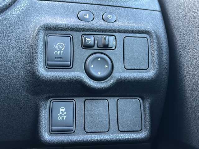 日産 ノート ニスモ 鹿児島県 2016(平28)年 12万km ブリリアントホワイトパール 純正SDナビ/Bluetooth/CD/DVD/バックモニター/ETC/純正AW16/アイドリンクストップ/純正フルスポイラー/電動格納ミラー/純正フロアマット/プッシュスタート/パワーウィンドウ