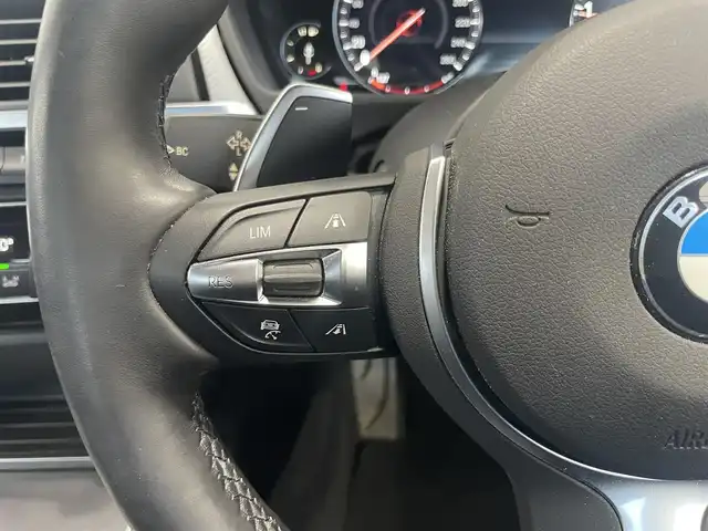 ＢＭＷ ３２０ｉ Mスポーツ エディションシャドー 静岡県 2018(平30)年 4.8万km サファイアブラックP 特別仕様車（エディションシャドー）/本革シート/純正HDDナビ/ACC/バックカメラ/クリアランスソナー/PDC/レーンキープ・アシスト/シートヒーター/社外ドライブレコーダー/コンフォート・アクセス/専用キドニーグリル