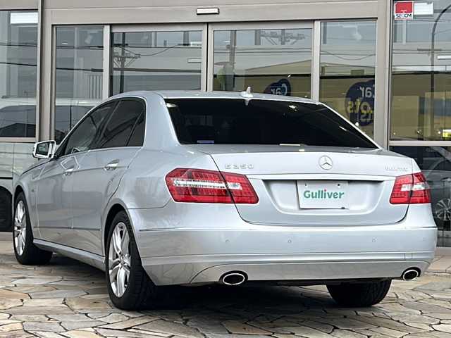 メルセデス・ベンツ Ｅ３５０ ブルーテック アバンギャルド 静岡県 2010(平22)年 8.4万km シルバー 純正ナビ/・（Bluetooth/CD/DVD/フルセグTV）/主要装備/・クルーズコントロール/・前後コーナーセンサー/・バックカメラ/・本革レザーシート/・パワーシートD＋N席/・シートヒーターD＋N席/・レーダー探知機/・ETC/・純正アルミホイール/・純正フロアマット/・キセノンヘッドライト/・カーテンエアバッグ/・W＋サイドエアバッグ/・スマートキー