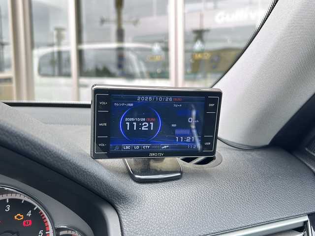 メルセデス・ベンツ Ｅ３５０ ブルーテック アバンギャルド 静岡県 2010(平22)年 8.4万km シルバー 純正ナビ/・（Bluetooth/CD/DVD/フルセグTV）/主要装備/・クルーズコントロール/・前後コーナーセンサー/・バックカメラ/・本革レザーシート/・パワーシートD＋N席/・シートヒーターD＋N席/・レーダー探知機/・ETC/・純正アルミホイール/・純正フロアマット/・キセノンヘッドライト/・カーテンエアバッグ/・W＋サイドエアバッグ/・スマートキー