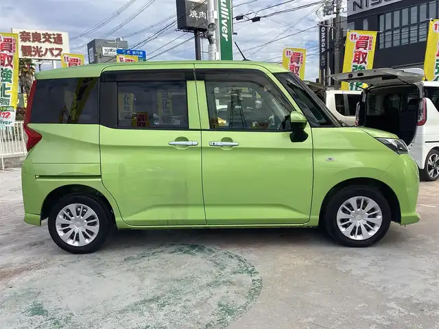 ダイハツ トール X SAⅡ 京都府 2017(平29)年 7.2万km フレッシュグリーンM 純正ナビ(NMZK-W67D)/　CD DVD SD BT フルセグTV/PWスライドドア/ETC/スマートアシスト/アイドリングストップ/フロントドラレコ/リアサンシェード/スマートキー×2