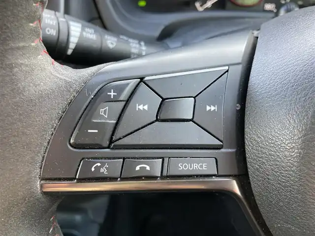 日産 セレナ ライダー Bライン Sハイブリッド 福岡県 2014(平26)年 7.5万km ダイヤモンドブラック 純正フリップダウンモニター/パノラミックガラスルーフ/純正8型ナビ（BT/フルセグ/AM/FM/DISC）/Bカメラ/クルーズコントロール/両側パワースライドドア/LEDヘッドライト/オートライト/ウォークスルー/純正16インチAW/アイドリングストップ/横滑り防止装置/レーンキープアシスト/盗難防止装置/ドライブレコーダー/スマートキー/ETC