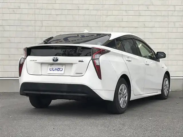 トヨタ プリウス S 栃木県 2016(平28)年 14.8万km スーパーホワイトⅡ 株)IDOMが運営する【じしゃロン小山店】の自社ローン専用車両になります。こちらは現金またはオートローンご利用時の価格です。自社ローンご希望の方は別途その旨お申付け下さい//禁煙車/社外ワンセグナビ/（CD/DVD/AM/FMラジオ）/(Bluetooth)/スマートキー/プッシュスタート/バックカメラ/ＥＴＣ/ステアリングリモコン/電動格納ドアミラー/パワーウインドウ/オートライト/防眩ミラー