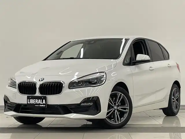 ＢＭＷ ２１８ｄ アクティブツアラー スポーツ 岡山県 2019(令1)年 5万km アルピンホワイトⅢ 純正ナビ/Bluetooth/USB/バックカメラ/ミラー一体型ETC/BMWアシスタンス/SOSコール/スピードリミッターレーダ/ドライブレコーダー/オートA/C/オートライト/レインセンサー/パワーテールゲート/シートヒーター/アームレスト/パーキングアシスト/LEDヘッドライト/PDC（F/R）