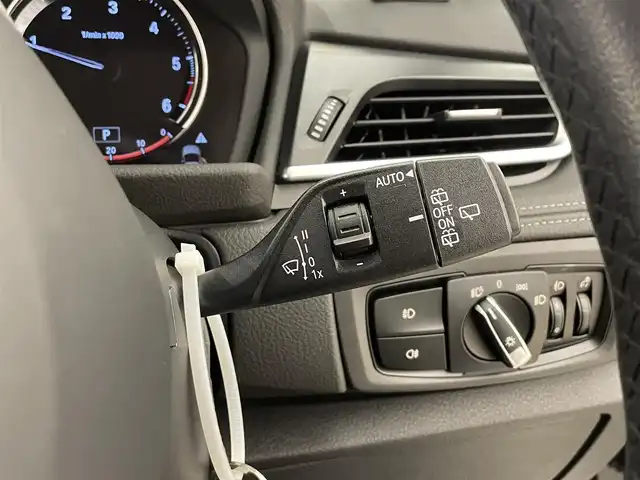 ＢＭＷ ２１８ｄ アクティブツアラー スポーツ 岡山県 2019(令1)年 5万km アルピンホワイトⅢ 純正ナビ/Bluetooth/USB/バックカメラ/ミラー一体型ETC/BMWアシスタンス/SOSコール/スピードリミッターレーダ/ドライブレコーダー/オートA/C/オートライト/レインセンサー/パワーテールゲート/シートヒーター/アームレスト/パーキングアシスト/LEDヘッドライト/PDC（F/R）