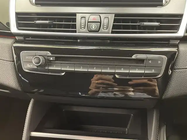 ＢＭＷ ２１８ｄ アクティブツアラー スポーツ 岡山県 2019(令1)年 5万km アルピンホワイトⅢ 純正ナビ/Bluetooth/USB/バックカメラ/ミラー一体型ETC/BMWアシスタンス/SOSコール/スピードリミッターレーダ/ドライブレコーダー/オートA/C/オートライト/レインセンサー/パワーテールゲート/シートヒーター/アームレスト/パーキングアシスト/LEDヘッドライト/PDC（F/R）