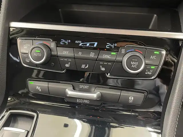 ＢＭＷ ２１８ｄ アクティブツアラー スポーツ 岡山県 2019(令1)年 5万km アルピンホワイトⅢ 純正ナビ/Bluetooth/USB/バックカメラ/ミラー一体型ETC/BMWアシスタンス/SOSコール/スピードリミッターレーダ/ドライブレコーダー/オートA/C/オートライト/レインセンサー/パワーテールゲート/シートヒーター/アームレスト/パーキングアシスト/LEDヘッドライト/PDC（F/R）