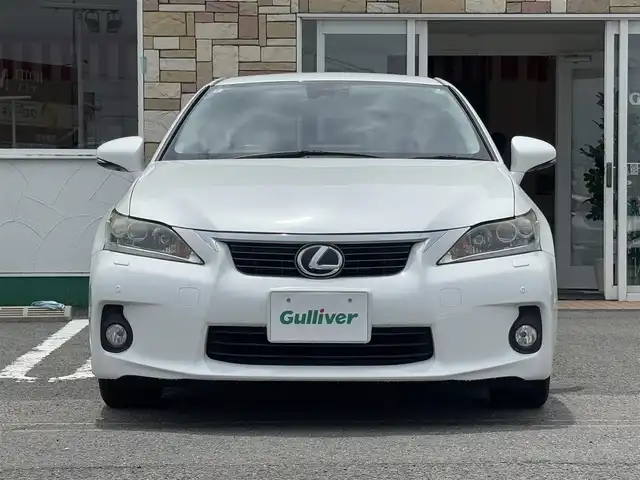 レクサス ＣＴ 200h バージョンC 徳島県 2012(平24)年 9.5万km ホワイトパールクリスタルシャイン メーカーナビ/(AM.FM.CD.DVD.BT.HDD.フルセグ)/バックカメラ/シートヒーター/ＬＥＤヘッドライト/クリアランスソナー/純正アルミ/純正フロアマット/オートライト/クルーズコントロール/パドルシフト/オートエアコン/スマートキー
