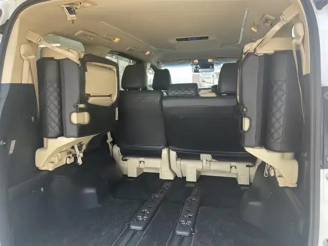 トヨタ アルファードハイブリット X 愛知県 2022(令4)年 4.6万km ホワイトパールクリスタルシャイン ワンオーナー/４WD/両側パワースライドドア/純正9型ディスプレイナビ/・Bluetooth／地デジTV／Miracast/バックカメラ/デジタルインナーミラー〈MOP〉/Toyota Safety Sense/・プリクラッシュセーフティ/・レーントレーシングアシスト/・オートマチックハイビーム/・ロードサインアシスト/・レーダークルーズコントロール（全車速追従機能付）/・先行車発進告知機能/ブラインドスポットモニター〈MOP〉/クリアランスソナー/LEDヘッドライト/社外キルティング調シートカバー/前後ドライブレコーダー（DC-DR652）/純正16インチAW〈スペアタイヤ有〉