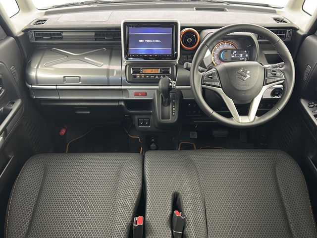 スズキ スペーシア ギア HYBRID XZターボ 宮城県 2019(令1)年 2.2万km ピュアホワイトP 禁煙車/スズキセーフティサポート/・車線逸脱抑制制御機能/・パーキングソナー/・横滑り防止装置/・ハイビームアシスト/・デュアルセンサーブレーキサポート/両側パワースライドドア/全周囲カメラ/純正8型ナビ/【地図SDカード無し】/・BT.CD.DVD.SD.USB/フルセグTV/前席シートヒーター/ビルトインETC/ドライブレコーダー(F.R)/ステアリングスイッチ/パドルシフト/革巻ステアリング/プッシュスタート/スマートキー×2/純正フロアマット/純正14インチAW/純正ドアバイザー/LEDヘッドライト/フォグランプ/ロールサンシェード/シートバックテーブル/横滑り防止機能