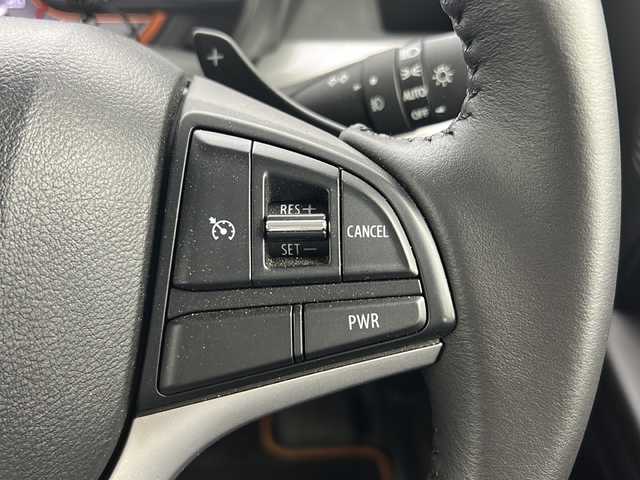 スズキ スペーシア ギア HYBRID XZターボ 宮城県 2019(令1)年 2.2万km ピュアホワイトP 禁煙車/スズキセーフティサポート/・車線逸脱抑制制御機能/・パーキングソナー/・横滑り防止装置/・ハイビームアシスト/・デュアルセンサーブレーキサポート/両側パワースライドドア/全周囲カメラ/純正8型ナビ/【地図SDカード無し】/・BT.CD.DVD.SD.USB/フルセグTV/前席シートヒーター/ビルトインETC/ドライブレコーダー(F.R)/ステアリングスイッチ/パドルシフト/革巻ステアリング/プッシュスタート/スマートキー×2/純正フロアマット/純正14インチAW/純正ドアバイザー/LEDヘッドライト/フォグランプ/ロールサンシェード/シートバックテーブル/横滑り防止機能