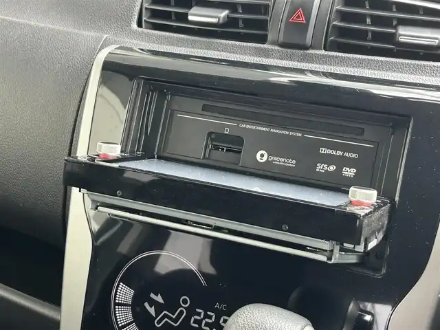 日産 デイズ ハイウェイスターX 静岡県 2018(平30)年 3.2万km ホワイトパール 純正７インチナビ/（Bluetooth・CD・DVD・SDミュージックサーバー・AUX）/全方位カメラ/フルセグテレビ/ＥＴＣ/エマージェンシーブレーキ/キセノンヘッドライト/オートハイビーム/オートライト/ドライブレコーダー前方/コーナーセンサー前後/レーンキープアシスト/純正フロアマット/プッシュスタート/スマートキー/アイドリングストップ/純正１４AW