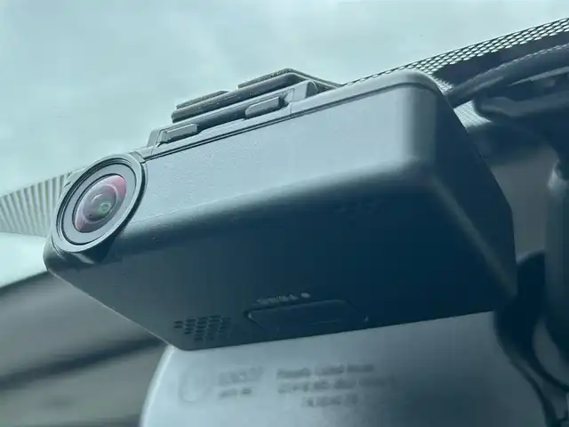 日産 デイズ ハイウェイスターX 静岡県 2018(平30)年 3.2万km ホワイトパール 純正７インチナビ/（Bluetooth・CD・DVD・SDミュージックサーバー・AUX）/全方位カメラ/フルセグテレビ/ＥＴＣ/エマージェンシーブレーキ/キセノンヘッドライト/オートハイビーム/オートライト/ドライブレコーダー前方/コーナーセンサー前後/レーンキープアシスト/純正フロアマット/プッシュスタート/スマートキー/アイドリングストップ/純正１４AW