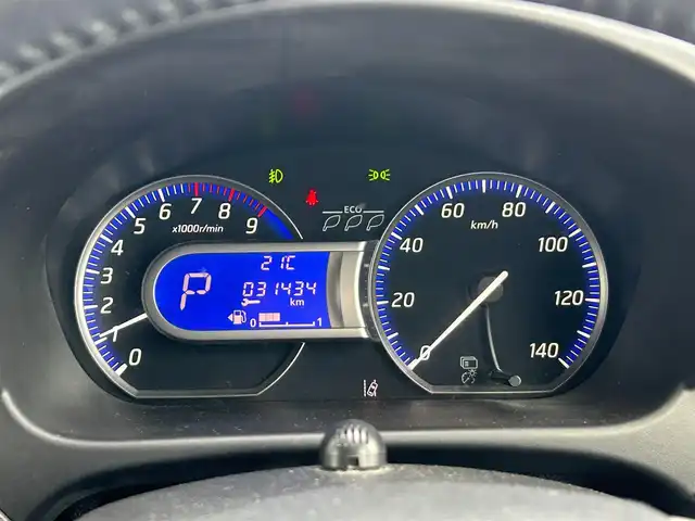 日産 デイズ ハイウェイスターX 静岡県 2018(平30)年 3.2万km ホワイトパール 純正７インチナビ/（Bluetooth・CD・DVD・SDミュージックサーバー・AUX）/全方位カメラ/フルセグテレビ/ＥＴＣ/エマージェンシーブレーキ/キセノンヘッドライト/オートハイビーム/オートライト/ドライブレコーダー前方/コーナーセンサー前後/レーンキープアシスト/純正フロアマット/プッシュスタート/スマートキー/アイドリングストップ/純正１４AW
