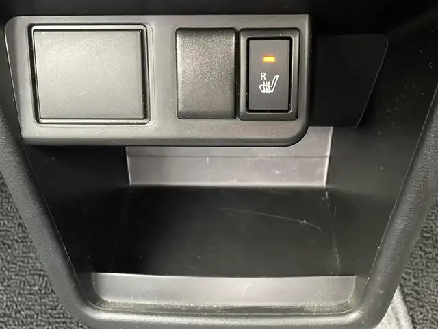 スズキ アルト L 千葉県 2015(平27)年 8.5万km シルキーシルバーメタリック 衝突軽減ブレーキ/社外オーディオ/CD/AM/FM/運転席シートヒーター/アイドリングストップ/ドラレコ前後/純正フロアマット/社外ホイールキャップ/横滑り防止装置/キーレスキー/スペアキー/保証書/取扱説明書