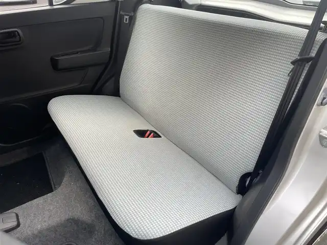 スズキ アルト L 千葉県 2015(平27)年 8.5万km シルキーシルバーメタリック 衝突軽減ブレーキ/社外オーディオ/CD/AM/FM/運転席シートヒーター/アイドリングストップ/ドラレコ前後/純正フロアマット/社外ホイールキャップ/横滑り防止装置/キーレスキー/スペアキー/保証書/取扱説明書